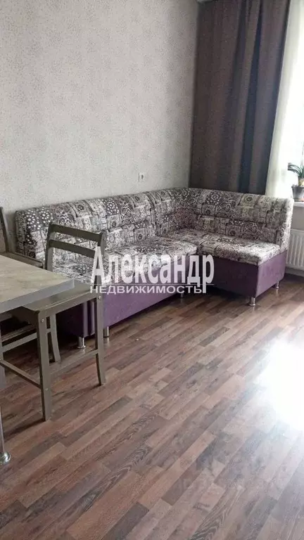 2-к кв. Санкт-Петербург ул. Среднерогатская, 9 (42.0 м) - Фото 1
