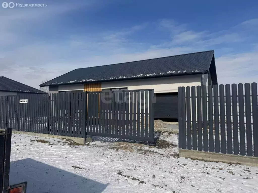 Дом в Усть-Абаканский район, посёлок Тепличный, Енисейская улица (127 ... - Фото 1