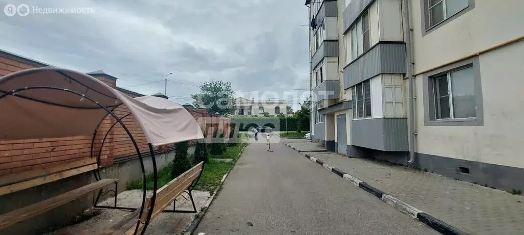 3-комнатная квартира: Грозный, улица 8 Марта, 23 (64.1 м) - Фото 2