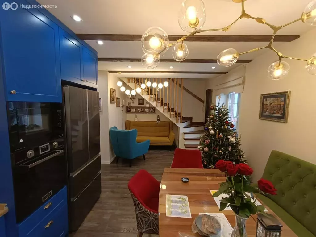 3-комнатная квартира: Чкаловск, переулок Лукашова, 12А (110 м) - Фото 0