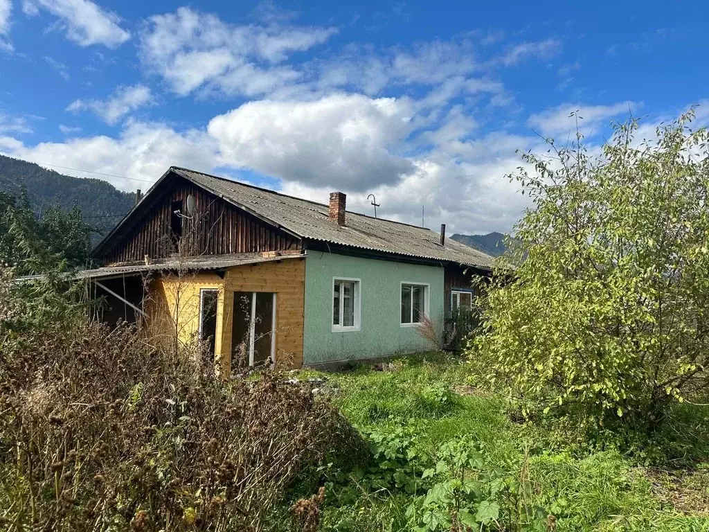 Дом в Алтай, Чемальский район, с. Чемал ул. Энтузиастов, 8 (28 м) - Фото 1