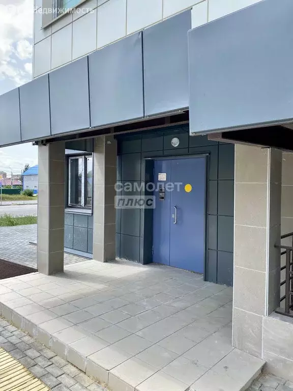 1-комнатная квартира: Омск, 11-я Ремесленная улица, 25 (41.8 м) - Фото 0