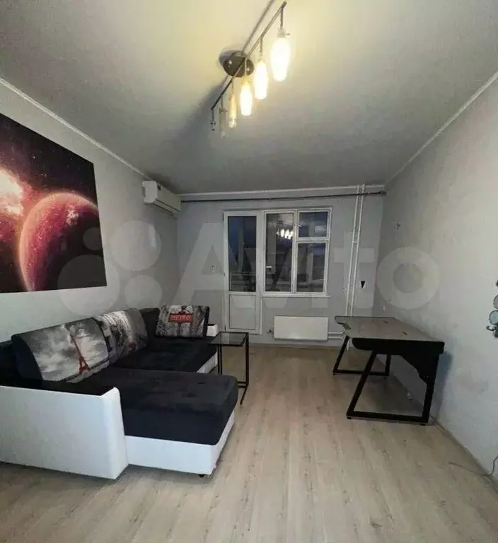 1-к. квартира, 40 м, 15/17 эт. - Фото 0