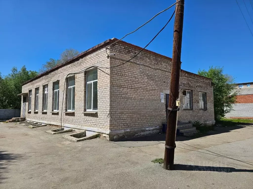 Торговая площадь в Челябинская область, Карталы ул. Ленина, 14А (450 ... - Фото 1