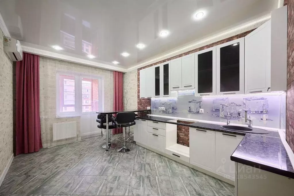 Квартира, 2 комнаты, 77.9 м - Фото 0