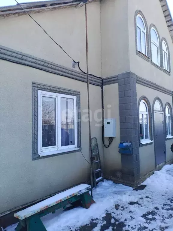 Дом в Белгородская область, Ровеньский район, Айдарское с/пос, с. ... - Фото 1