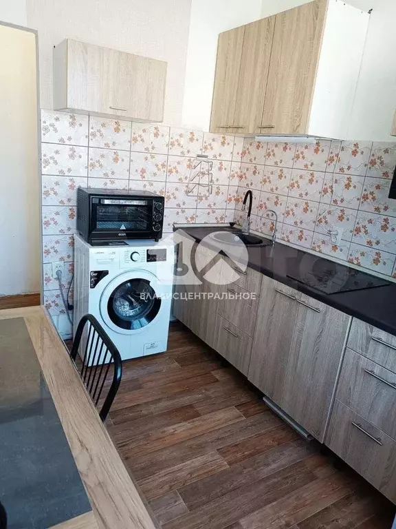 3-к. квартира, 65,3 м, 3/3 эт. - Фото 1