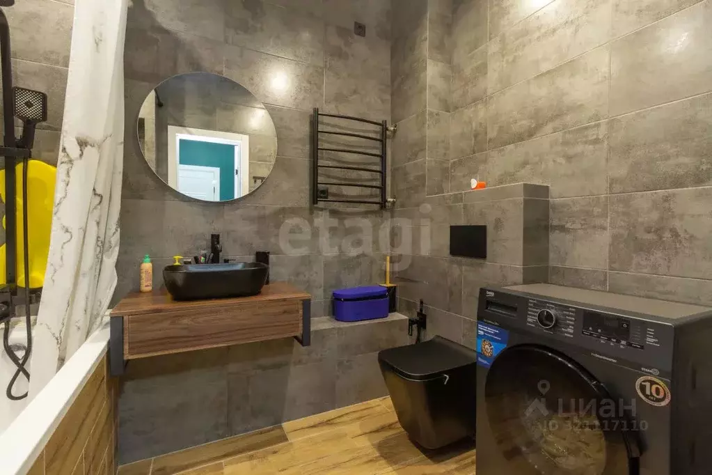 2-к кв. Красноярский край, Красноярск Октябрьская ул., 16 (57.0 м) - Фото 1