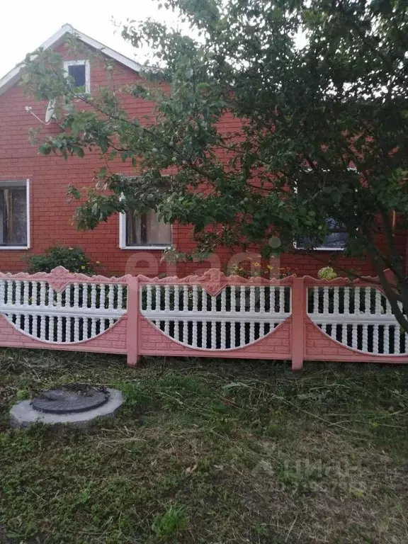 Дом в Курская область, Льговский район, Селекционный сельсовет, д. ... - Фото 1