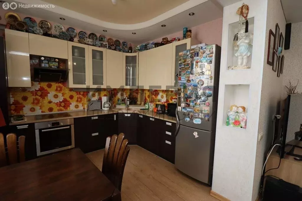 3-комнатная квартира: Магадан, Портовая улица, 5Е (83.2 м) - Фото 1