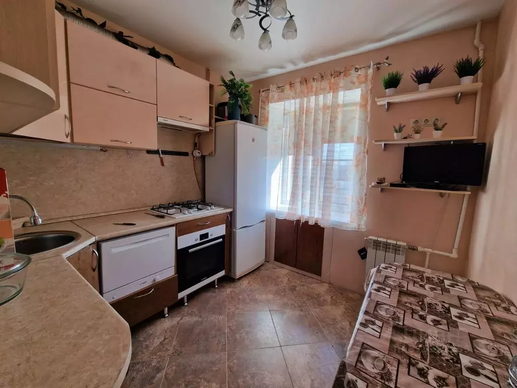 1-к кв. Волгоградская область, Городище рп ул. Нефтяников, 1 (32.0 м) - Фото 1