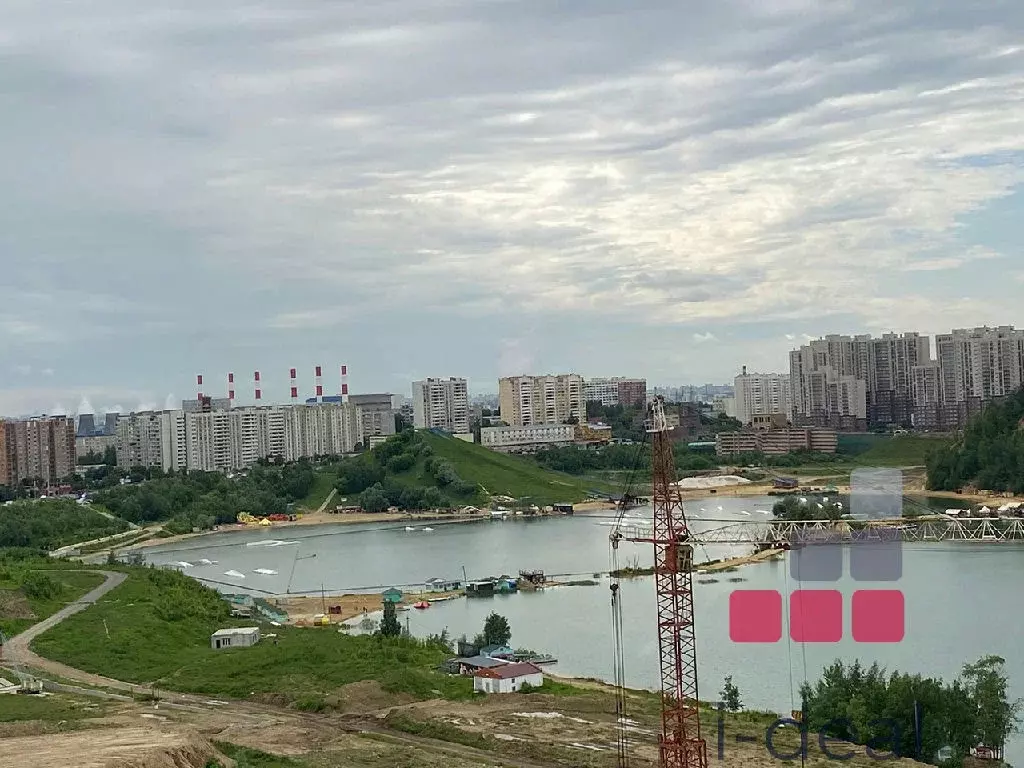 Продается 3-комнатная квартира - Фото 1