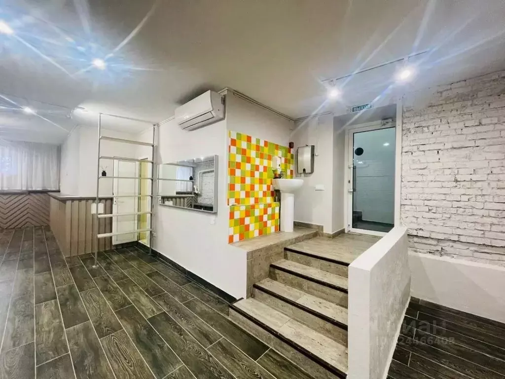 Помещение свободного назначения в Удмуртия, Ижевск ул. Пастухова, 88 ... - Фото 0