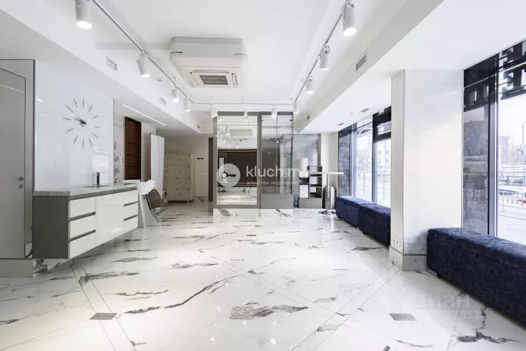 Помещение свободного назначения в Татарстан, Казань ул. Калинина, 32 ... - Фото 1