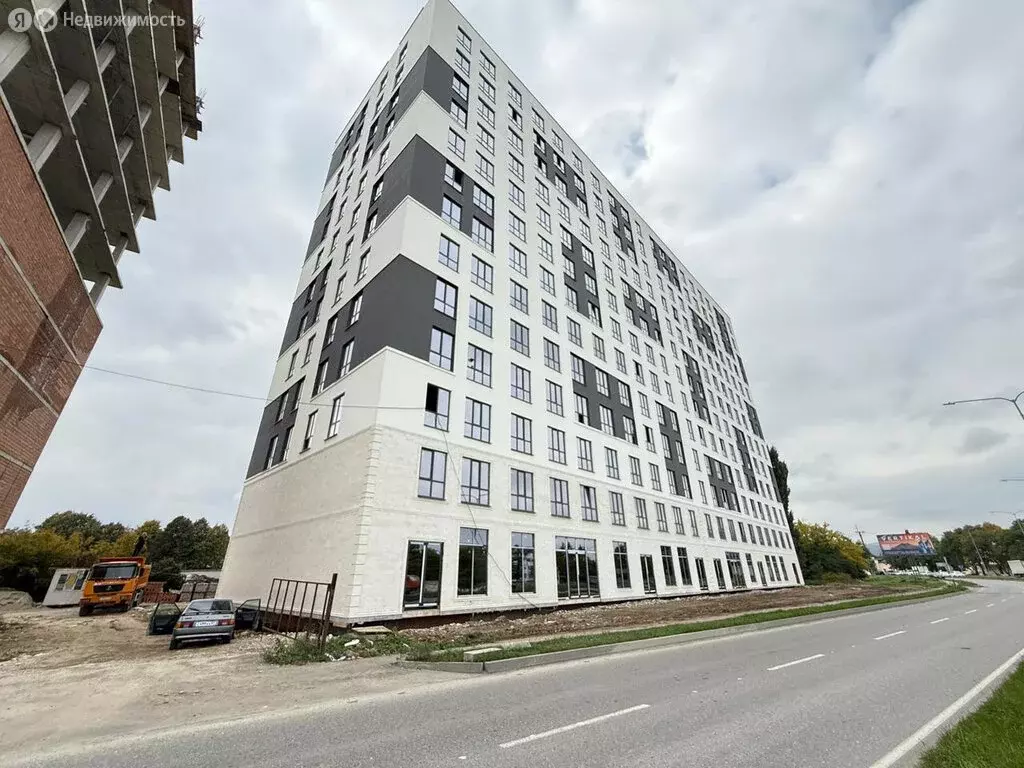 2-комнатная квартира: Нальчик, улица Шарданова, 190 (80.9 м) - Фото 1