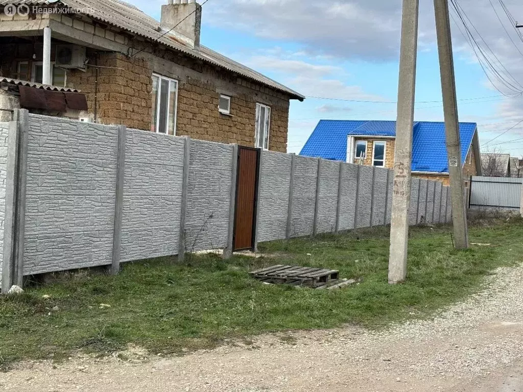 Дом в Бахчисарай, улица Моисеева, 17 (226.7 м) - Фото 1