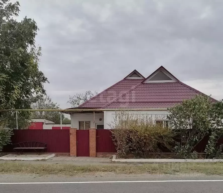 Дом в Краснодарский край, Павловский район, Веселая ст-ца ул. Ленина, ... - Фото 1