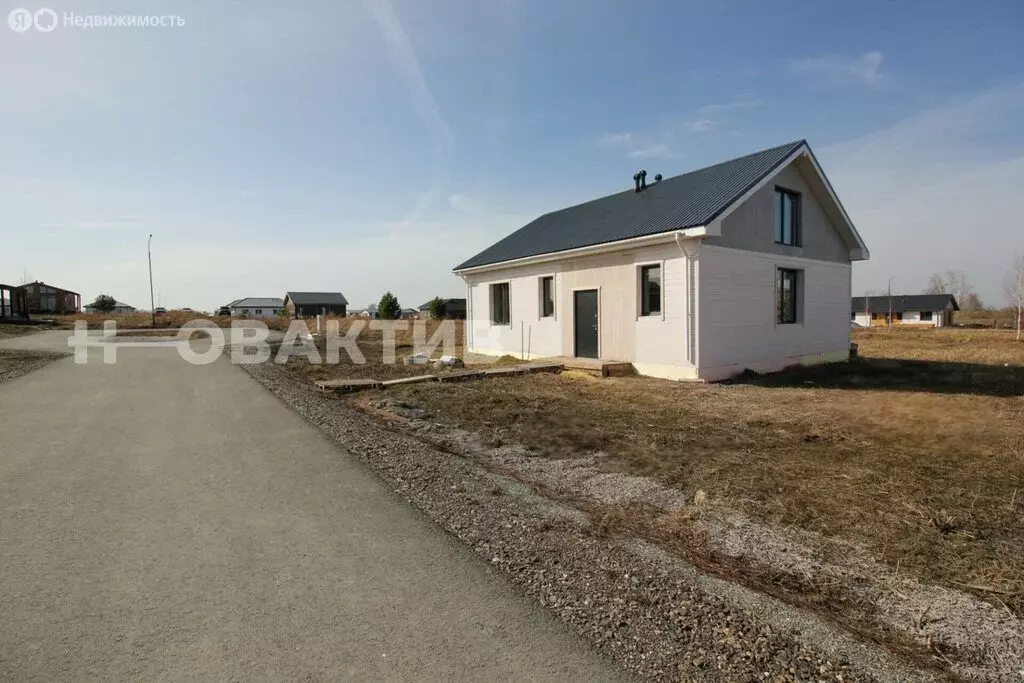 Дом в Октябрьский, коттеджный посёлок Мира Деревня, переулок Радости, ... - Фото 1