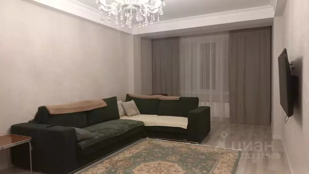 2-к кв. Дагестан, Избербаш ул. Азизова, 4 (80.0 м) - Фото 1