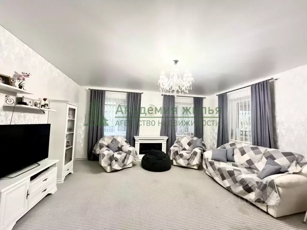 Дом в Саратовская область, Энгельс муниципальное образование, ... - Фото 1