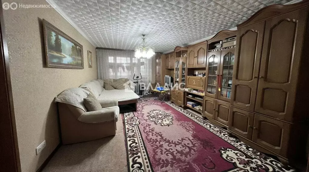 3-комнатная квартира: село Бехтеевка, улица Дорошенко, 3Б (71 м) - Фото 1