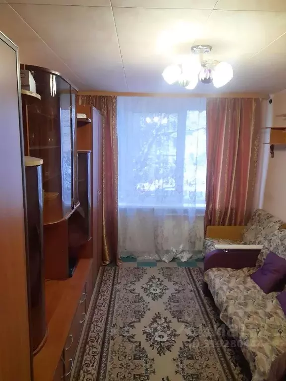 Комната Санкт-Петербург ул. Трефолева, 35 (17.0 м) - Фото 1