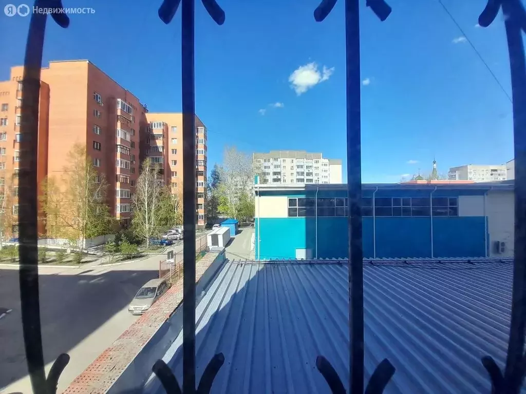 3-комнатная квартира: Тюмень, микрорайон Восточный, улица ... - Фото 0