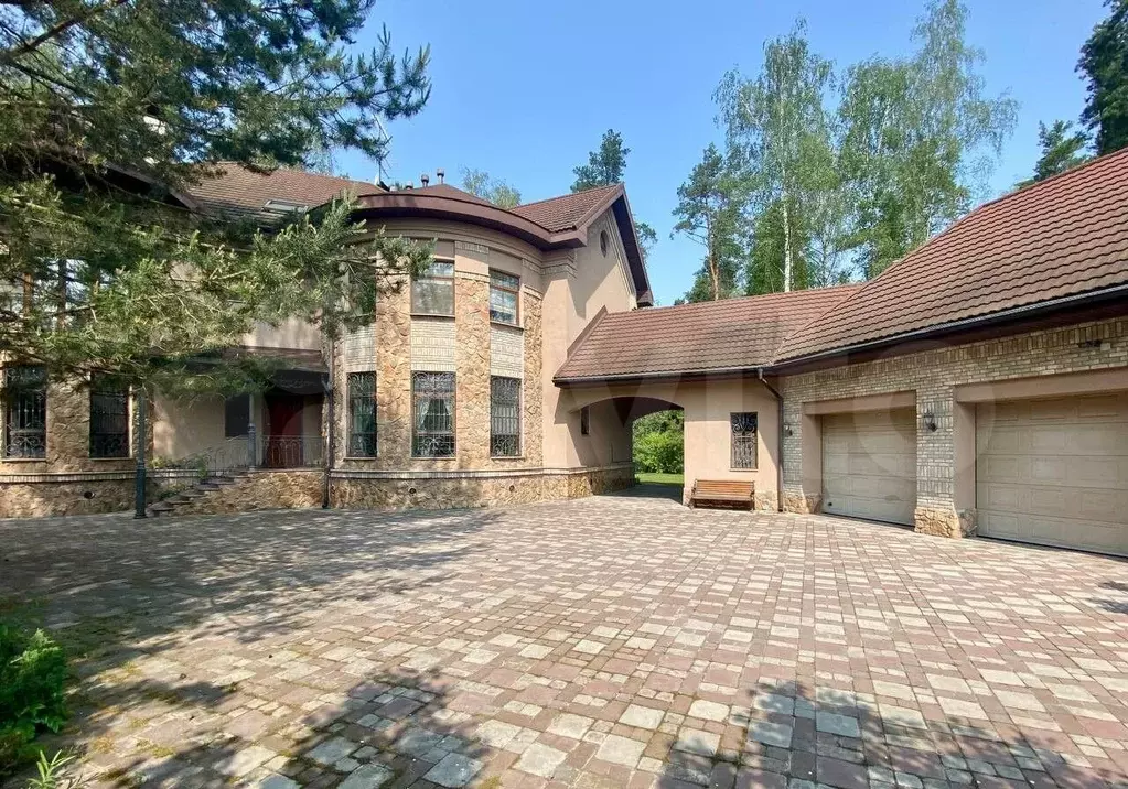 Дом 350 м на участке 72 сот. - Фото 1