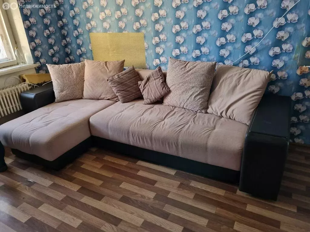 1к в 4-комнатной квартире (17 м) - Фото 0