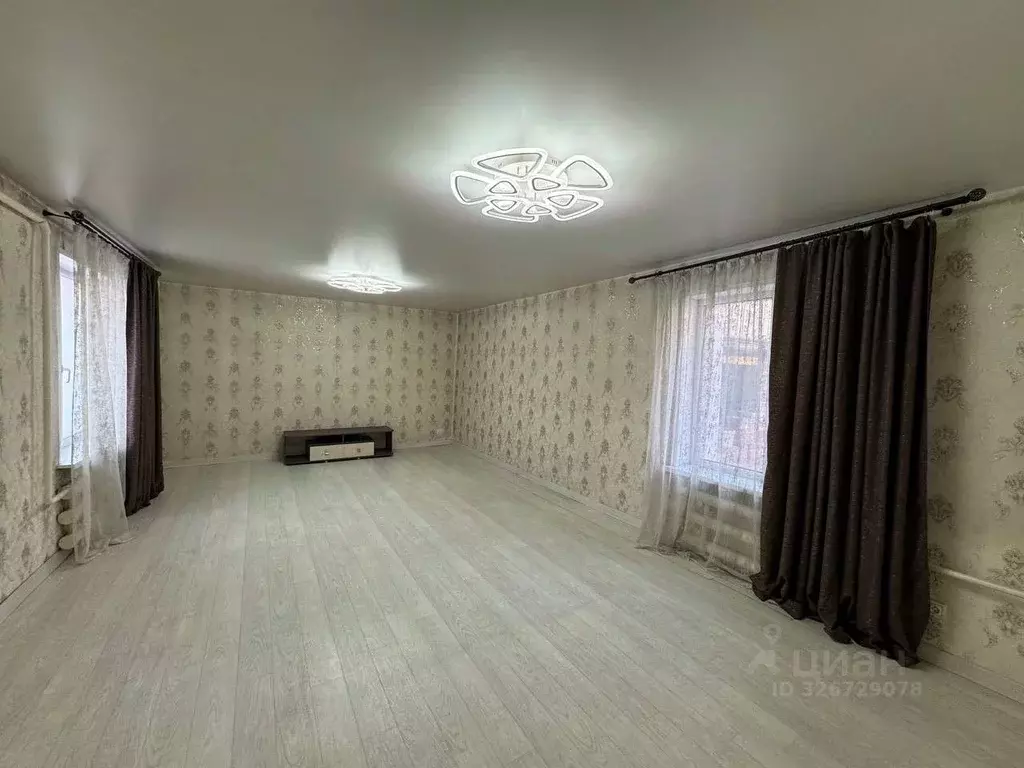 Дом в Хакасия, Алтайский район, с. Белый Яр ул. Индустриальная, 80 ... - Фото 1