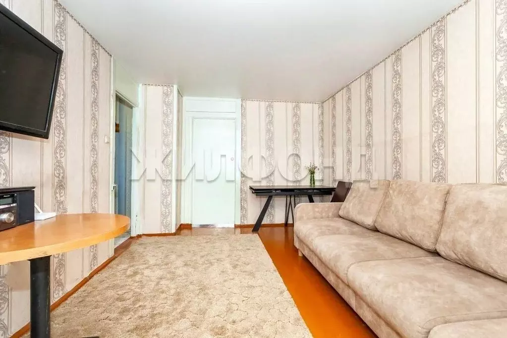2-к кв. Новосибирская область, Бердск ул. Островского, 105 (46.0 м) - Фото 1