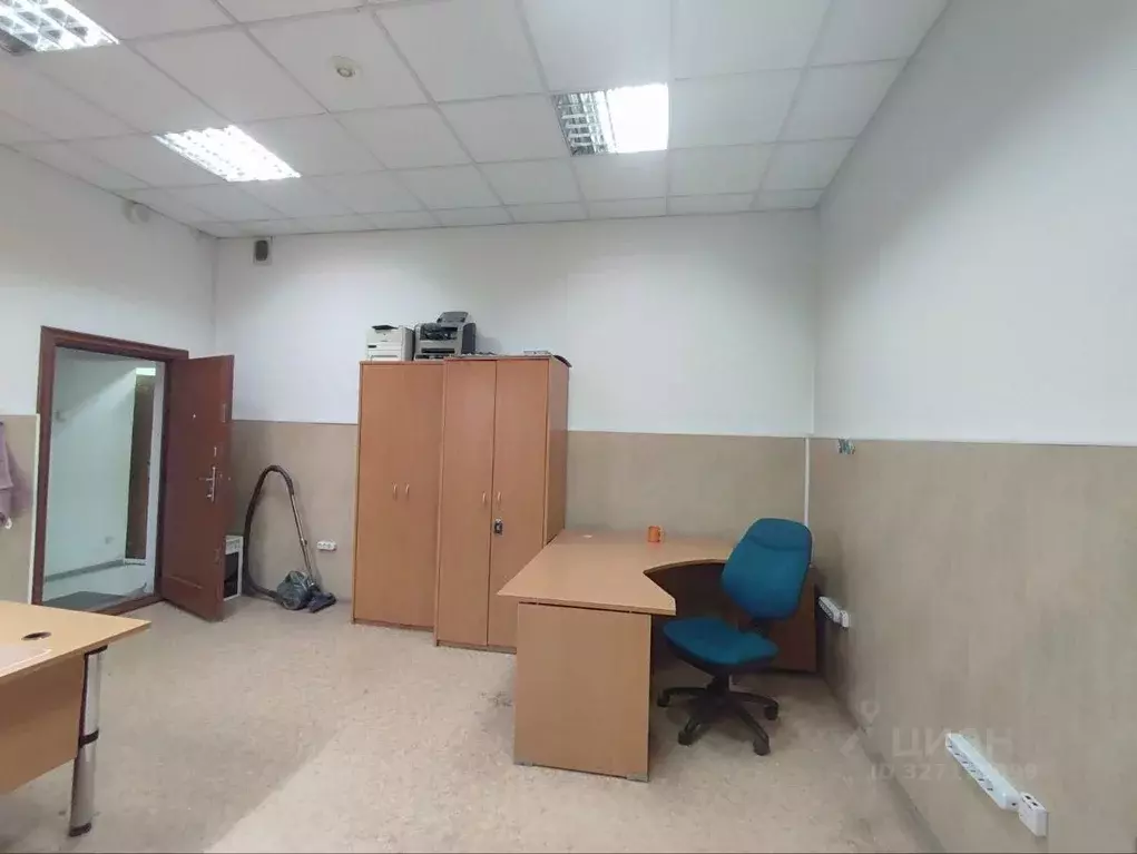 Помещение свободного назначения в Свердловская область, Екатеринбург ... - Фото 2