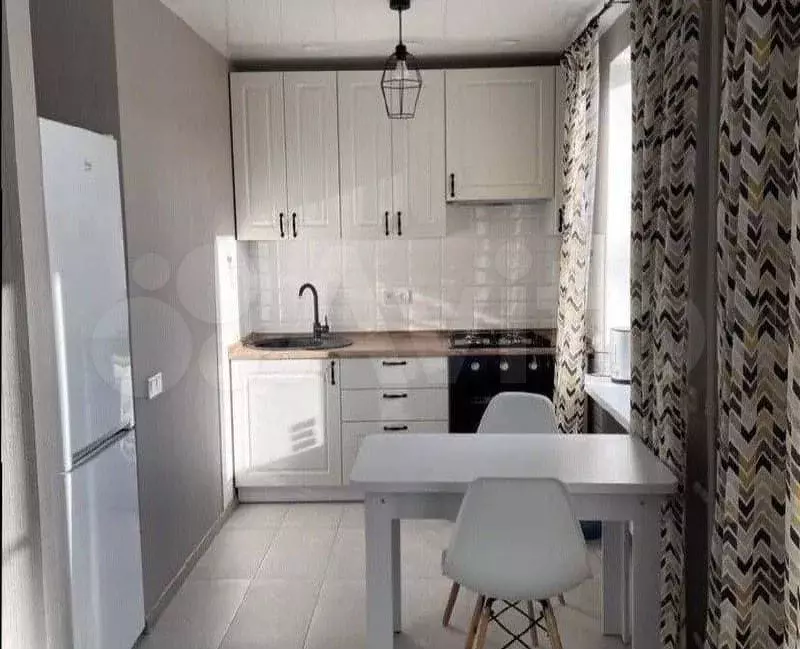 Квартира-студия, 32 м, 3/5 эт. - Фото 1