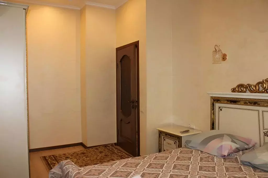 2-к кв. Крым, Ялта ул. Свердлова, 13/2 (75.0 м) - Фото 1