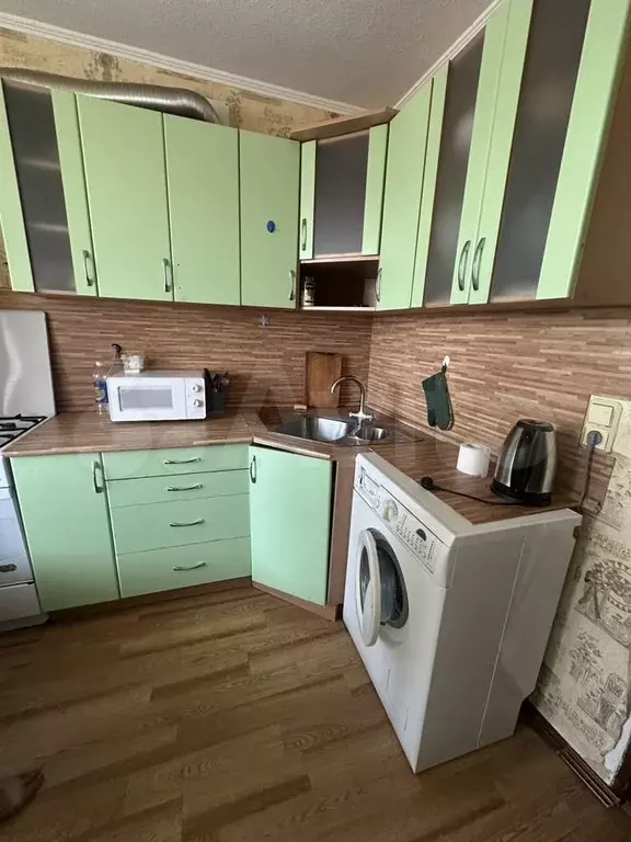 1-к. квартира, 35 м, 4/10 эт. - Фото 0