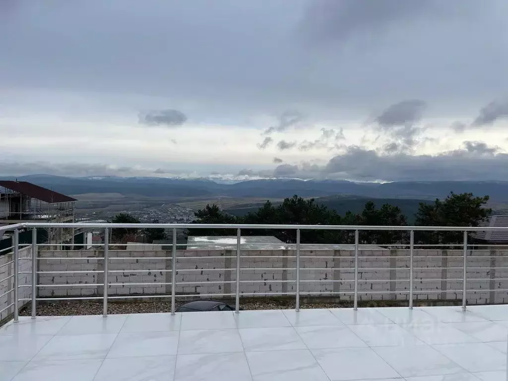 1-к кв. Севастополь ул. Летчика Кирсанова, 10Б (35.0 м) - Фото 0