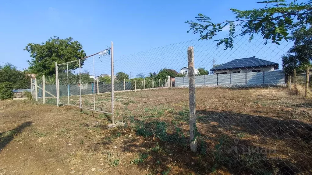 Участок в Крым, Феодосия ул. Вити Коробкова (4.0 сот.) - Фото 2