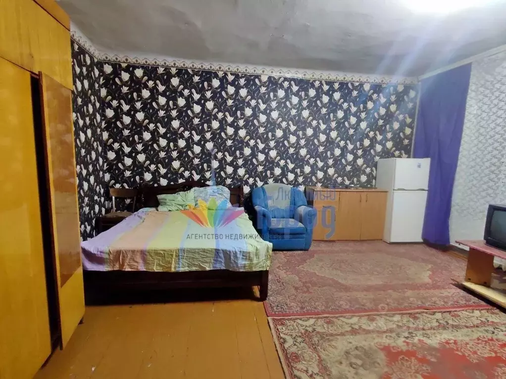 Комната Кемеровская область, Новокузнецк ул. Энтузиастов, 13 (25.0 м) - Фото 2