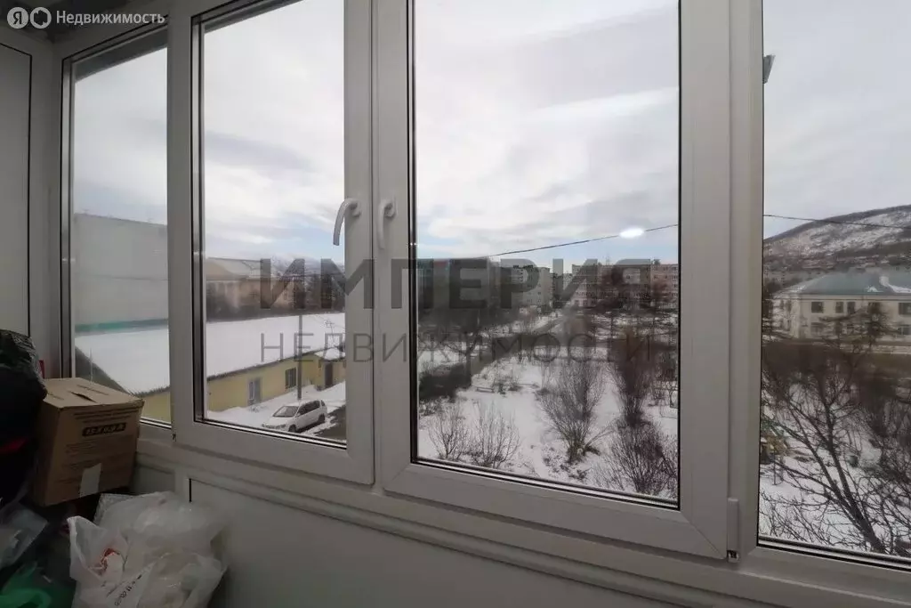 2-комнатная квартира: Магадан, улица Берзина, 8 (50.9 м) - Фото 0