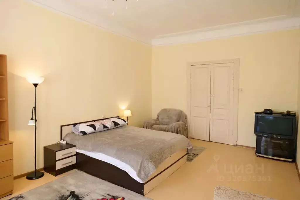 2-к кв. Санкт-Петербург Каменноостровский просп., 12 (100.0 м) - Фото 1