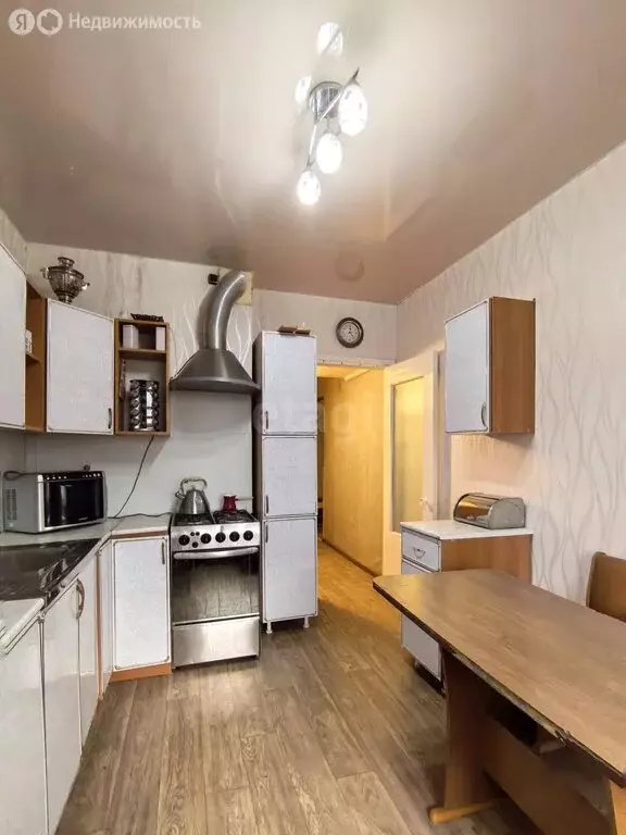 2-комнатная квартира: Сосногорск, Сосногорск, 6-й микрорайон, 25 (50.5 ... - Фото 2