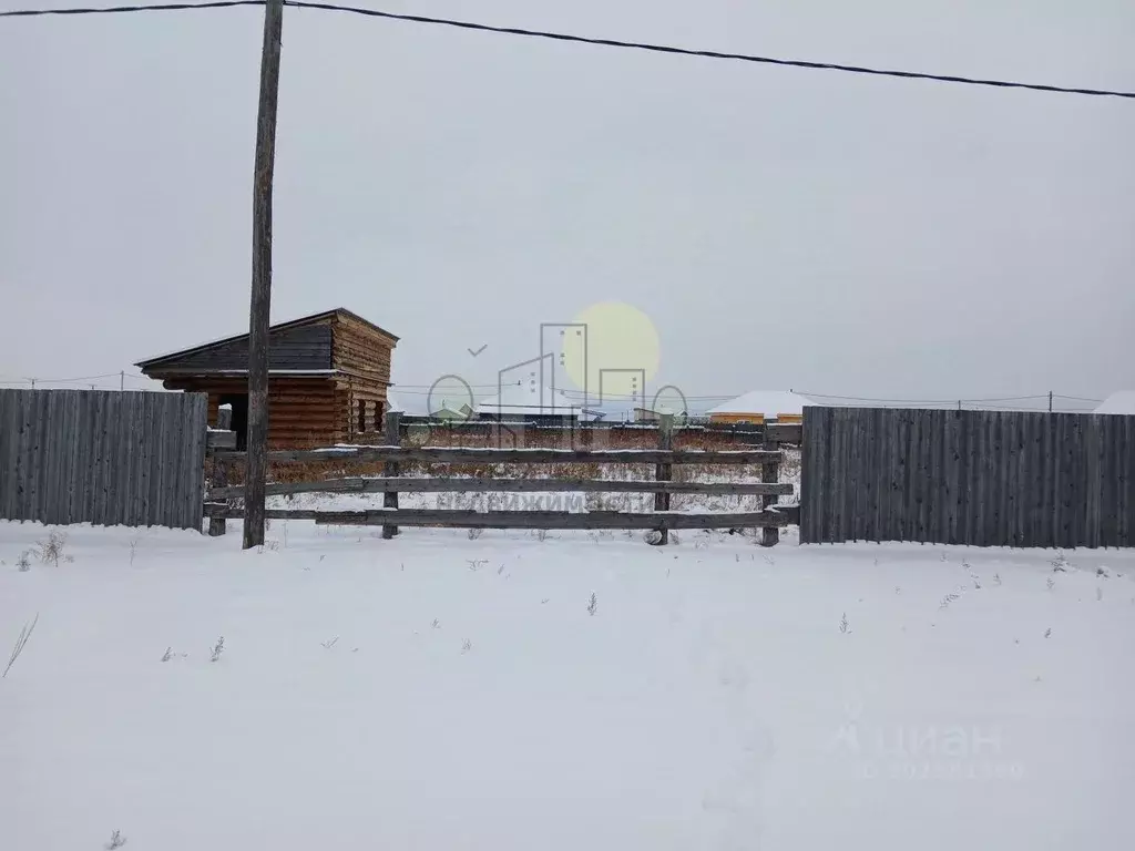 Дом в Иркутская область, Эхирит-Булагатский район, пос. Усть-Ордынский ... - Фото 1