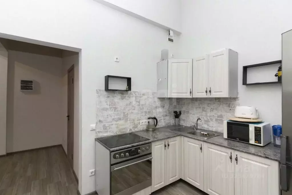 2-к кв. Тюменская область, Тюмень ул. Федюнинского, 58к2 (53.0 м) - Фото 1