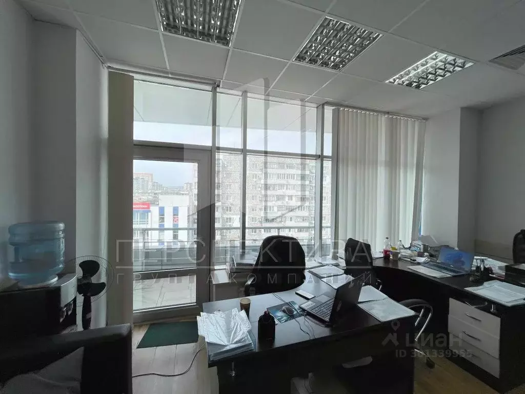 Офис в Краснодарский край, Новороссийск Кутузовская ул., 10 (80 м) - Фото 0