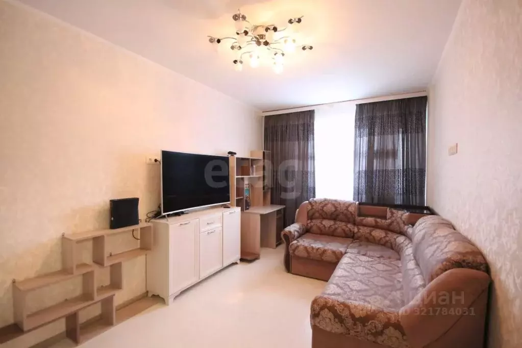 3-к кв. Ямало-Ненецкий АО, Новый Уренгой Надымская ул., 3 (68.3 м) - Фото 1