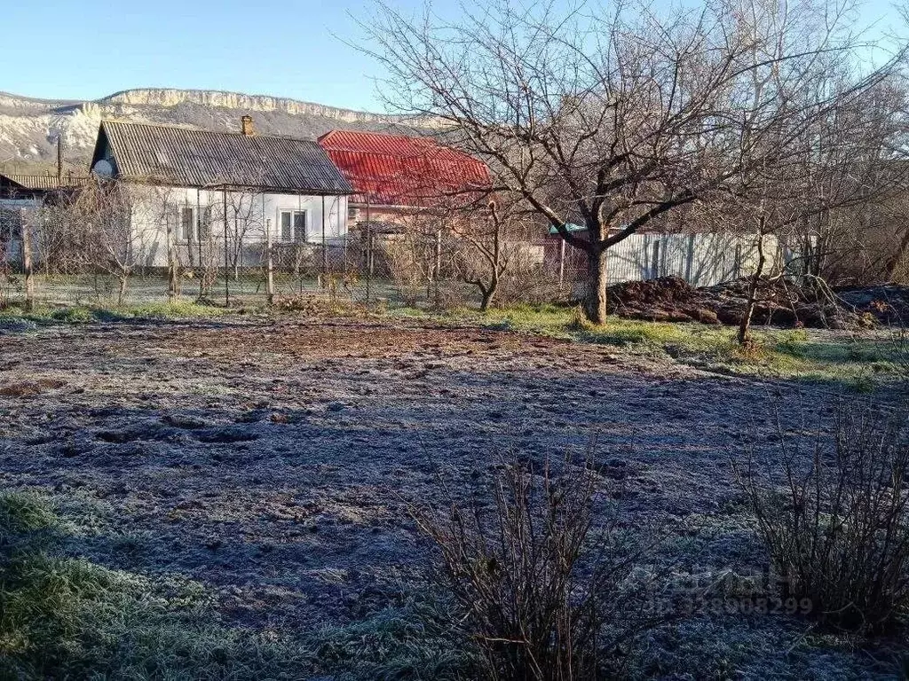 Участок в Крым, Бахчисарайский район, Куйбышево пгт ул. Заречная, 10А ... - Фото 1