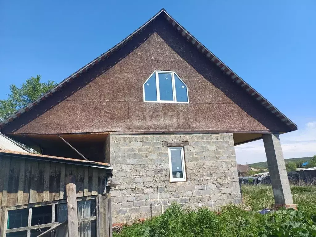 Дом в Челябинская область, Чебаркульский район, д. Сарафаново ... - Фото 1