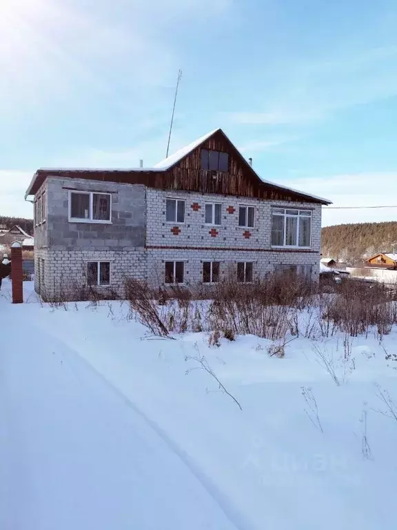 Дом в Свердловская область, Каменский городской округ, д. Ключи  (135 ... - Фото 0