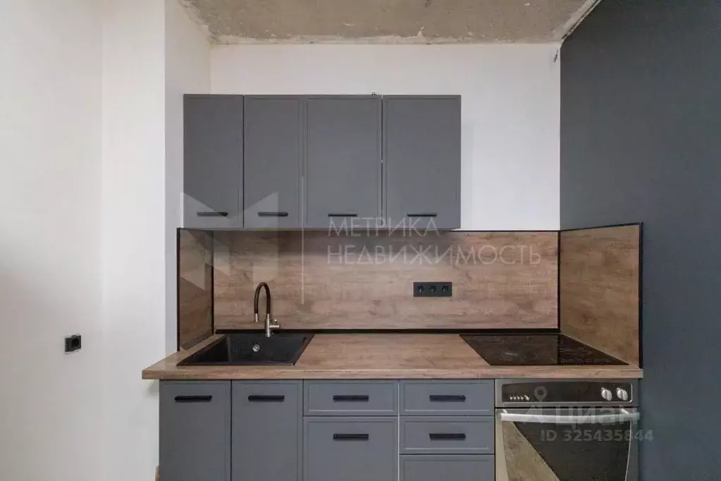 1-к кв. Тюменская область, Тюмень ул. Первооткрывателей, 2 (39.6 м) - Фото 1