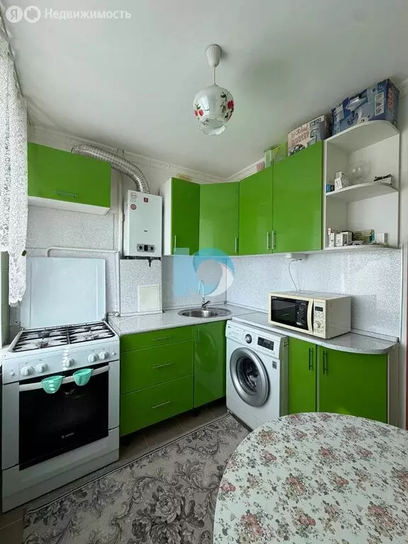 3-комнатная квартира: Бавлы, улица Пушкина, 21 (58.1 м) - Фото 1